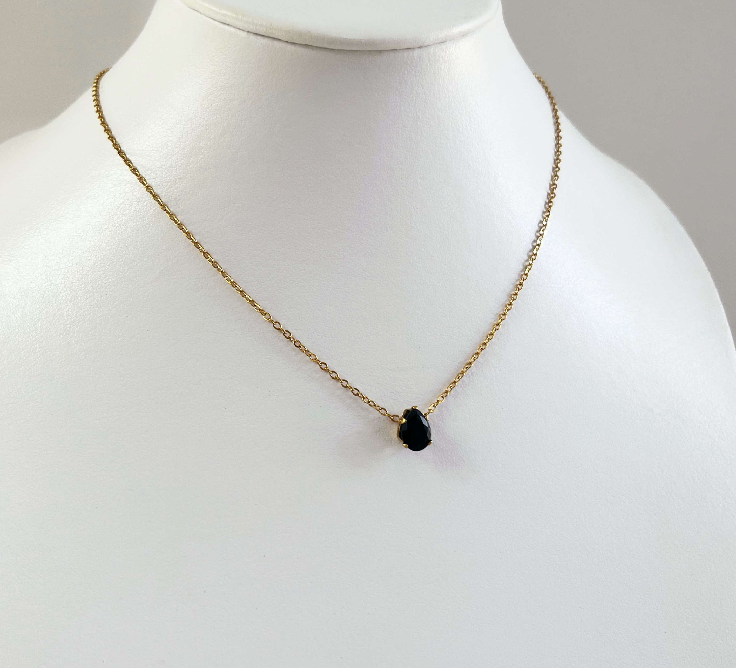 Collar Drop Negro