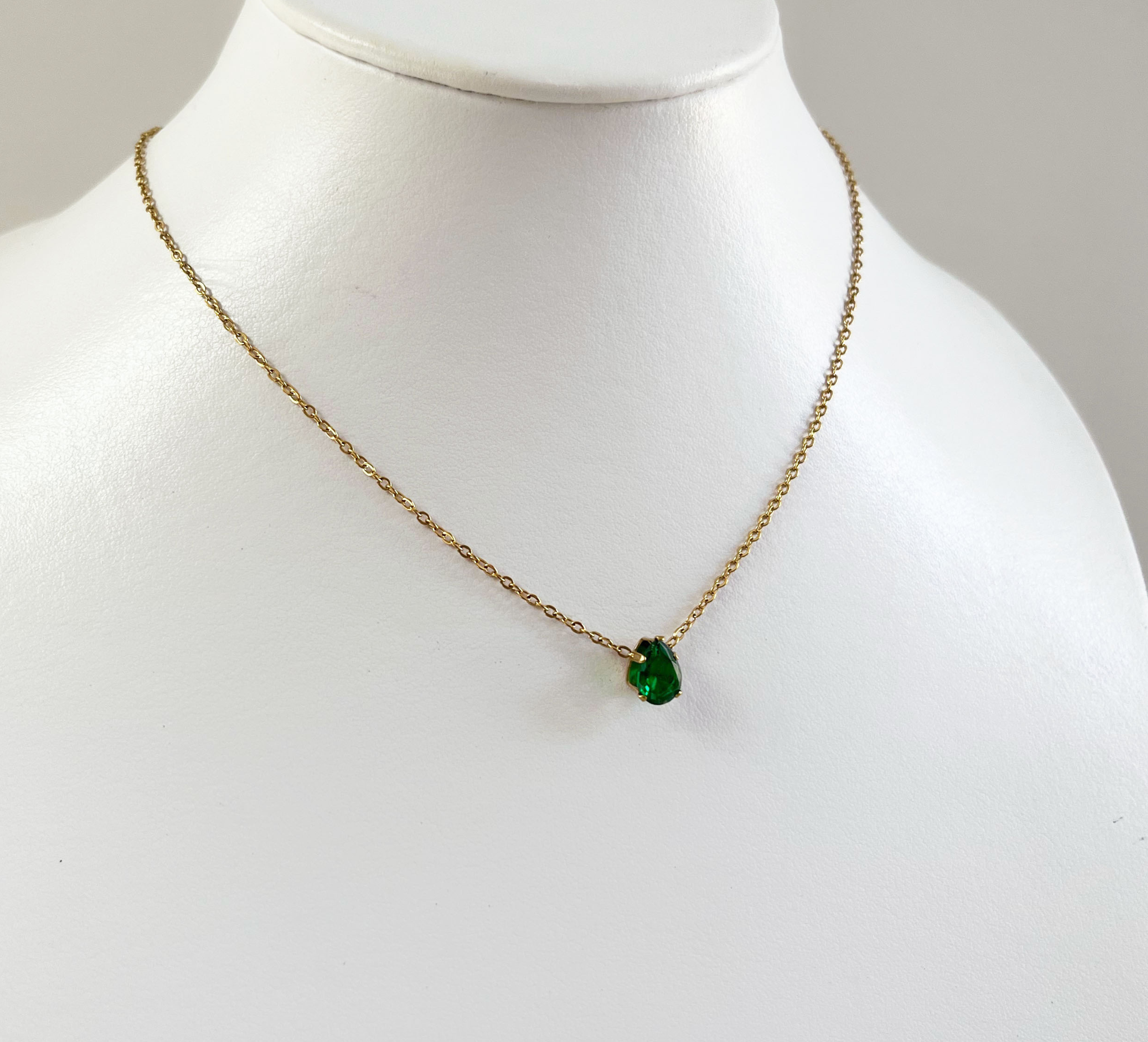 Collar Drop Esmeralda