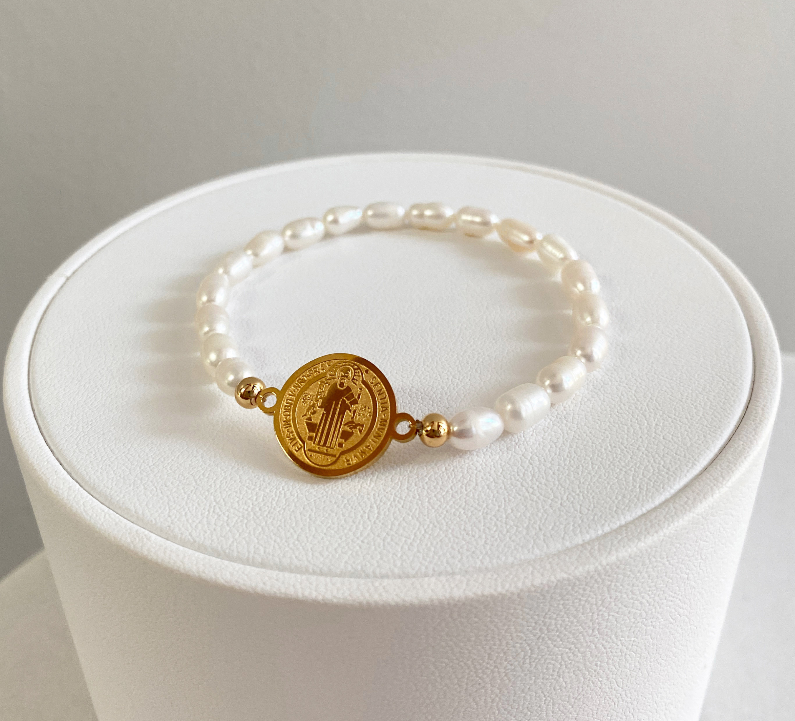 Pulsera San Benito Perlas
