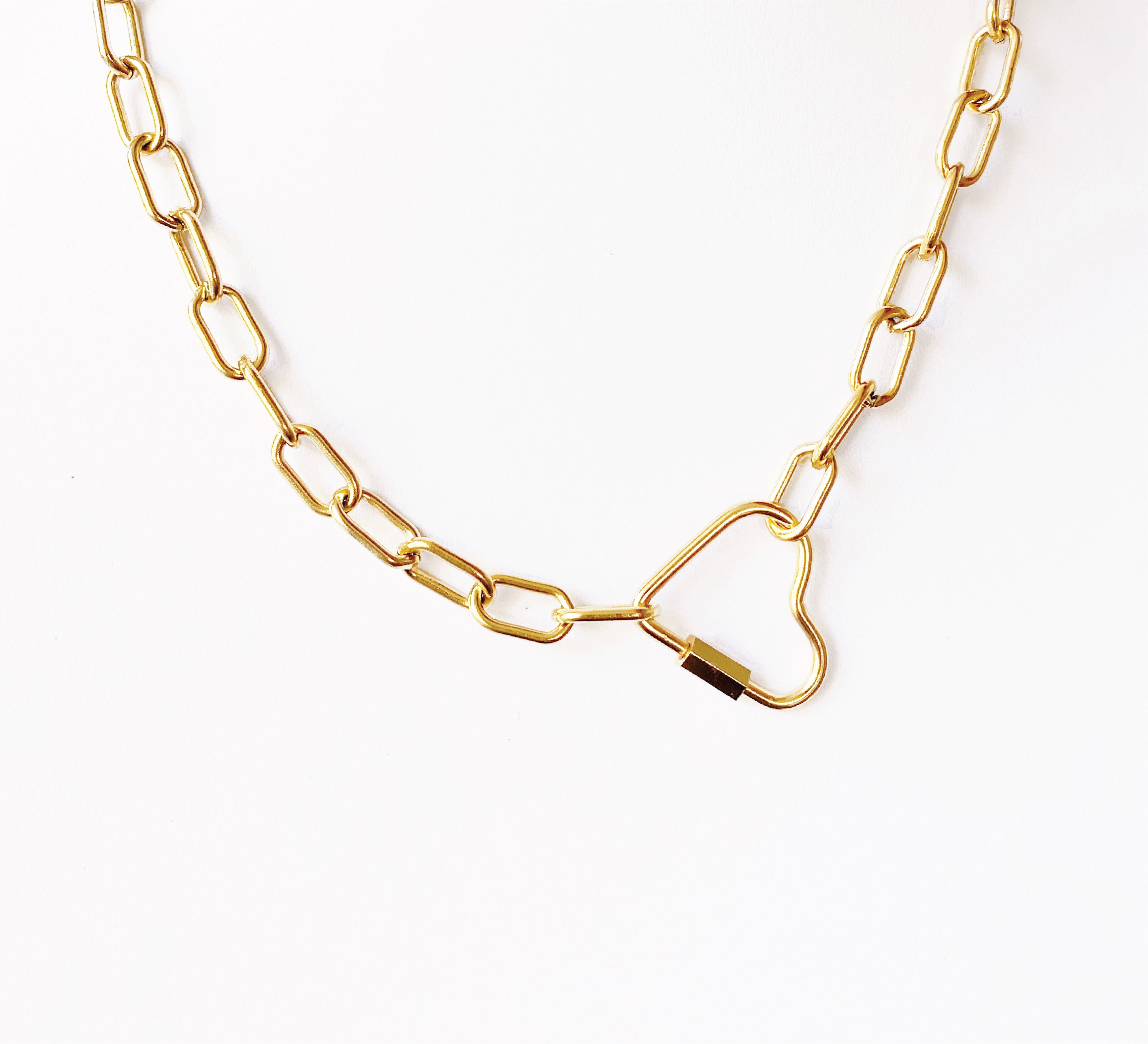 Collar Saint Roman