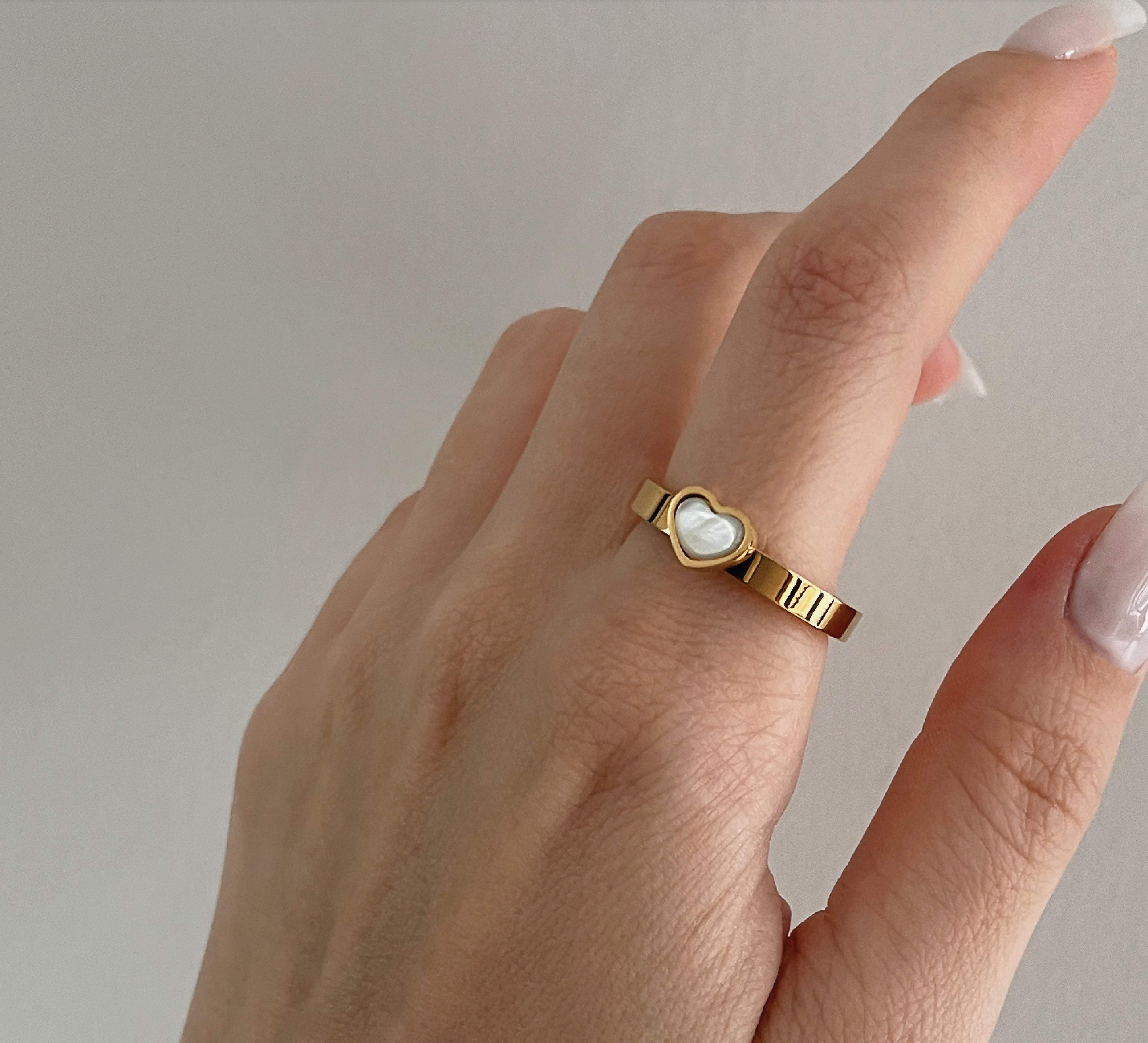 Anillo Corazón Madre Perla