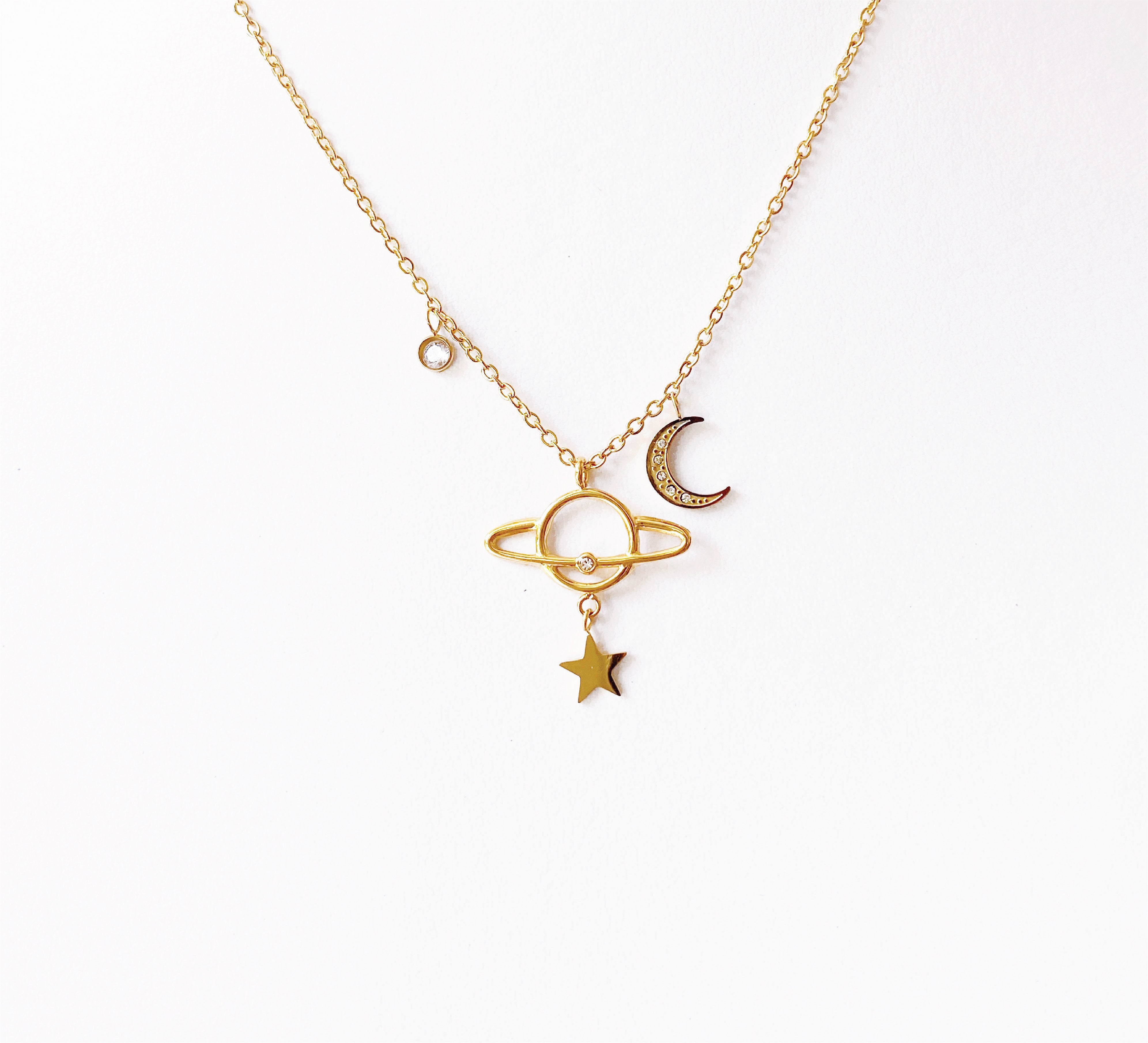 Collar Saturno Colgante