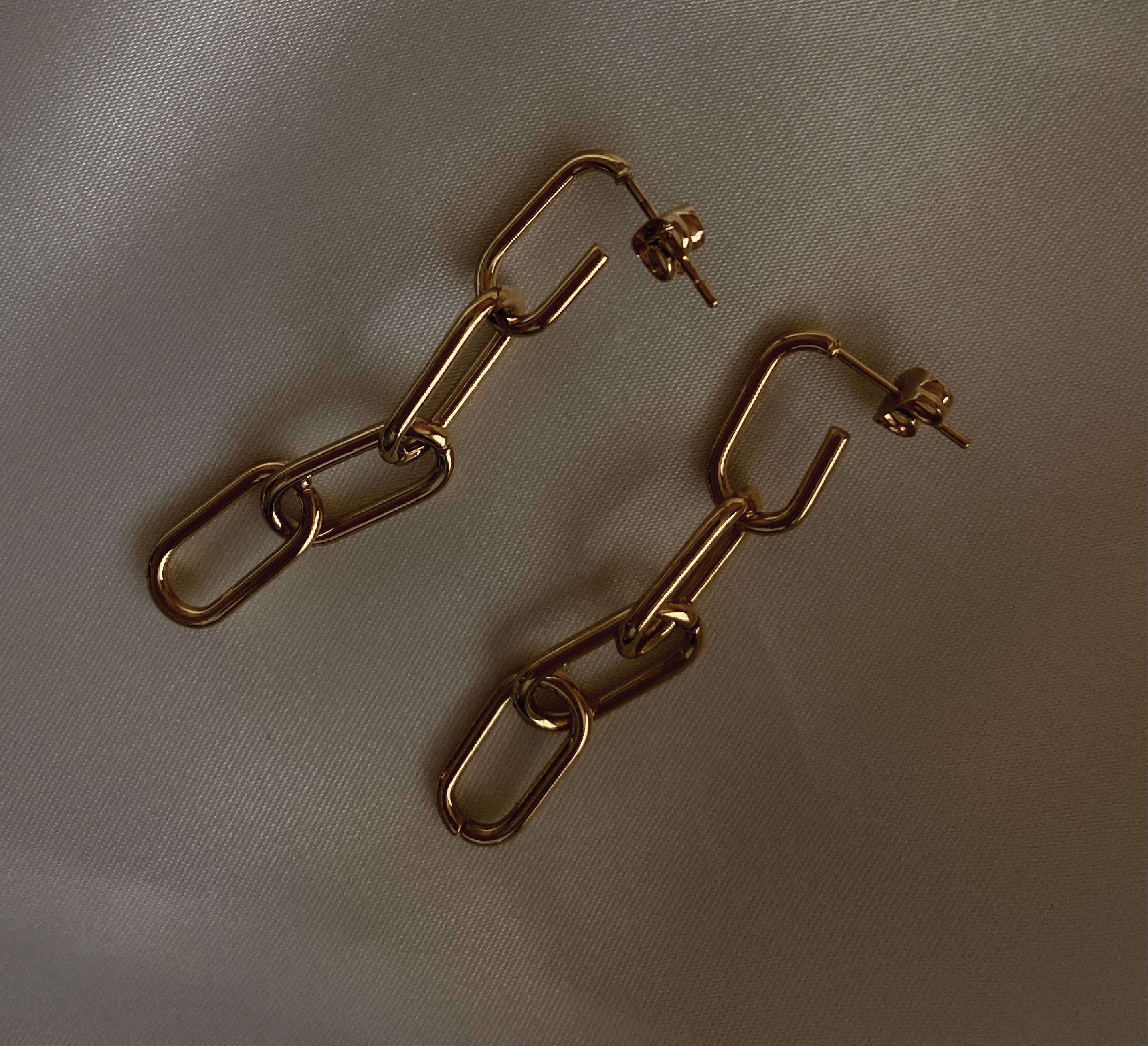 Aretes Eslabón