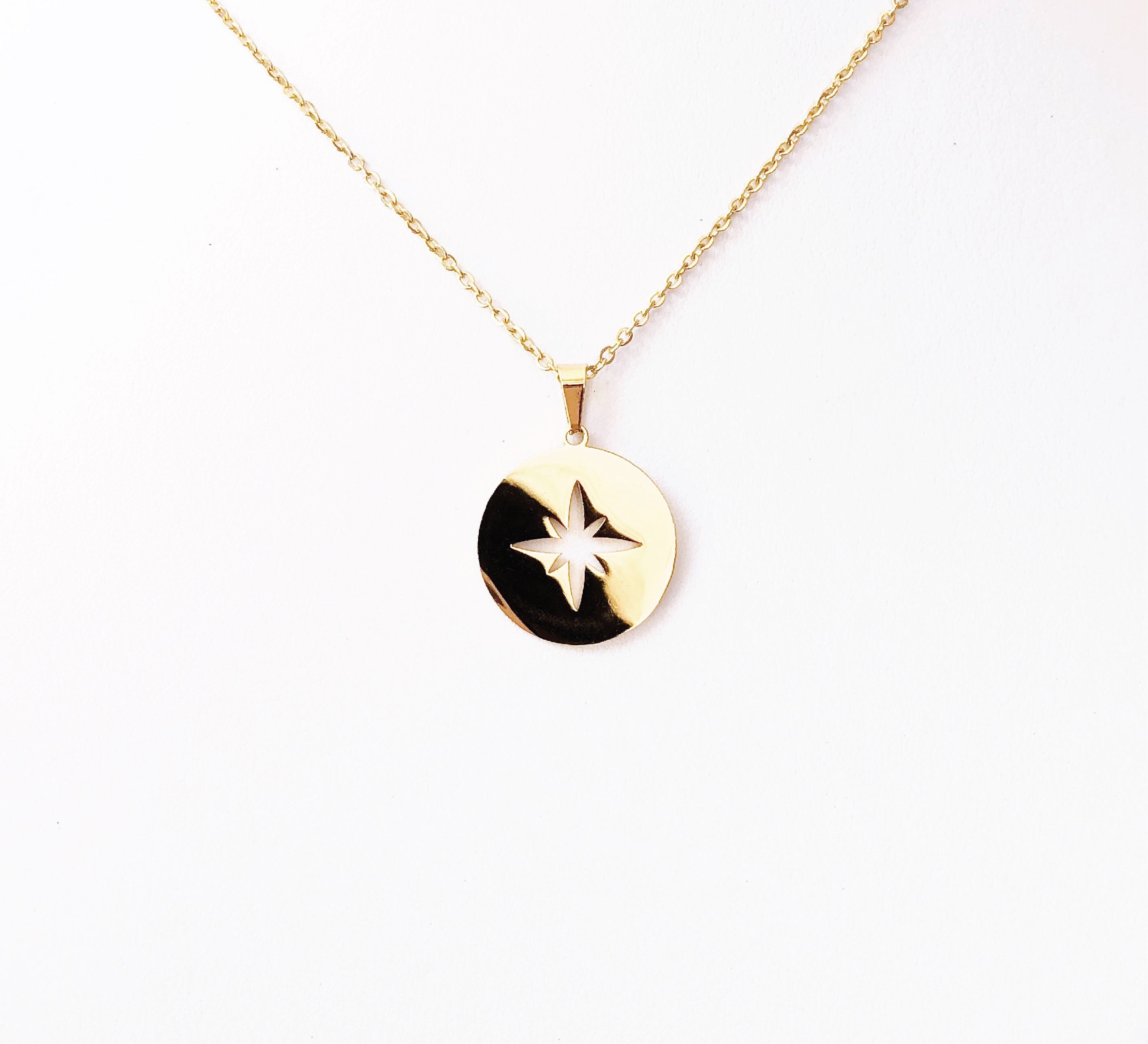 Collar Moneda Viento