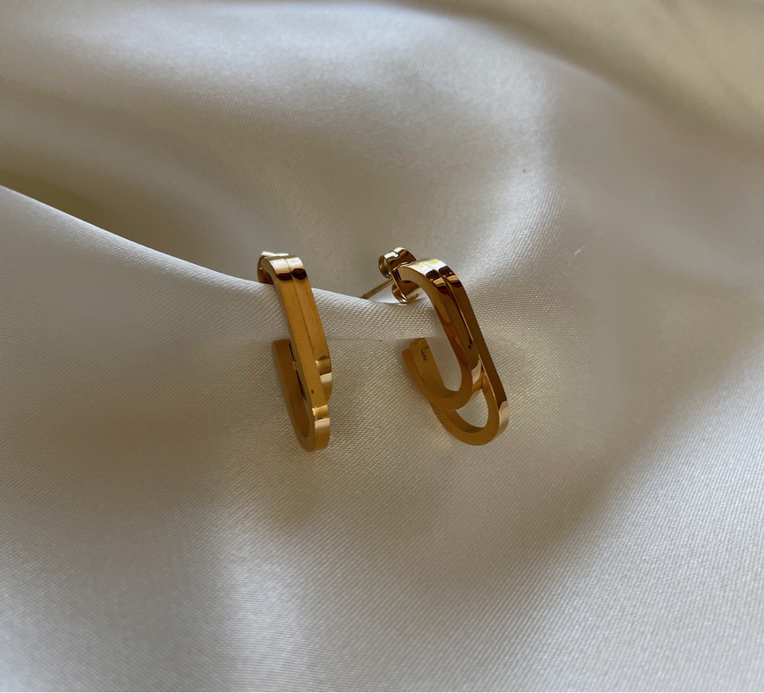 Aretes Cáceres