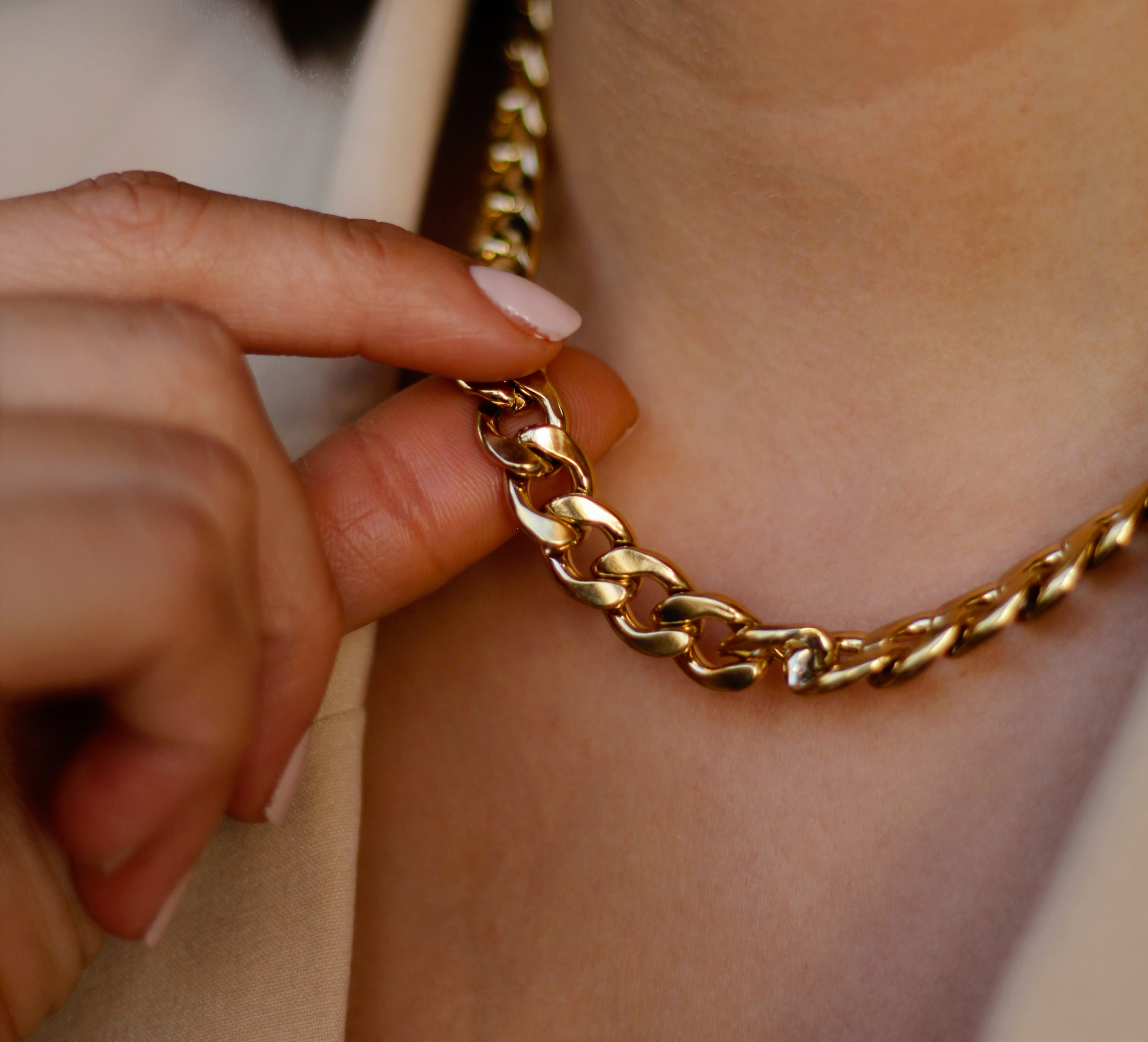 Choker Cártago