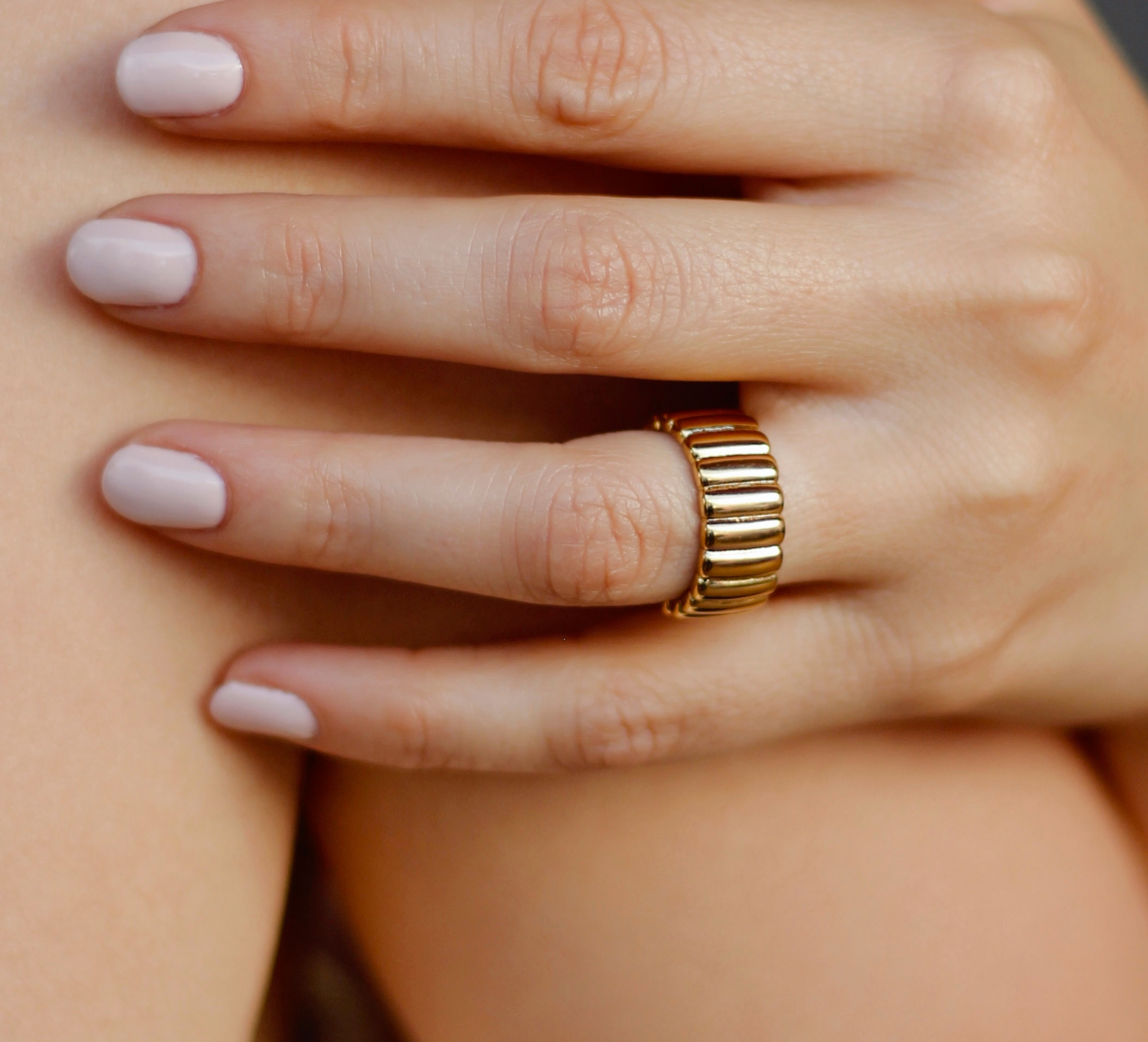 Anillo Carlota