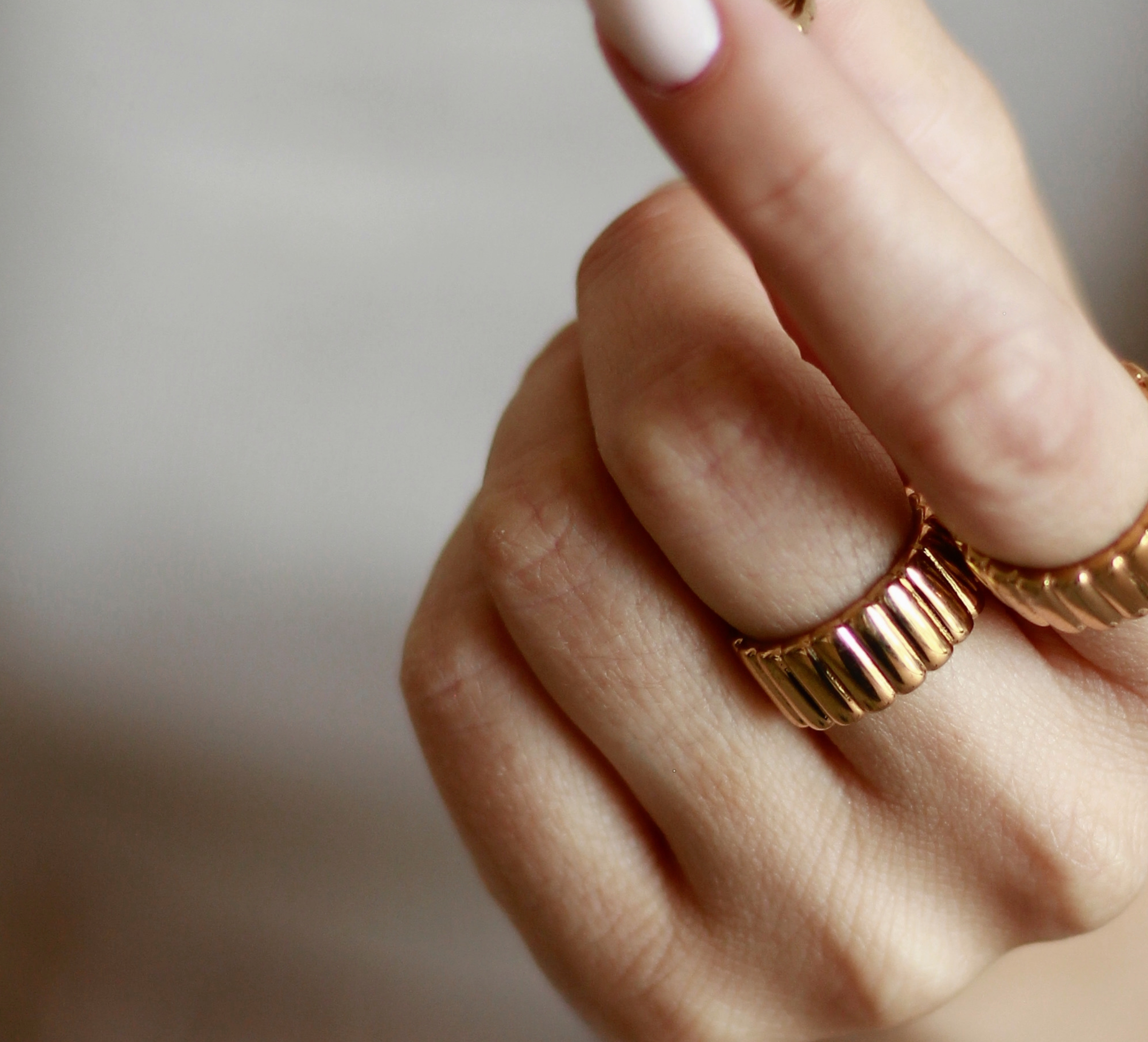 Anillo Carlota